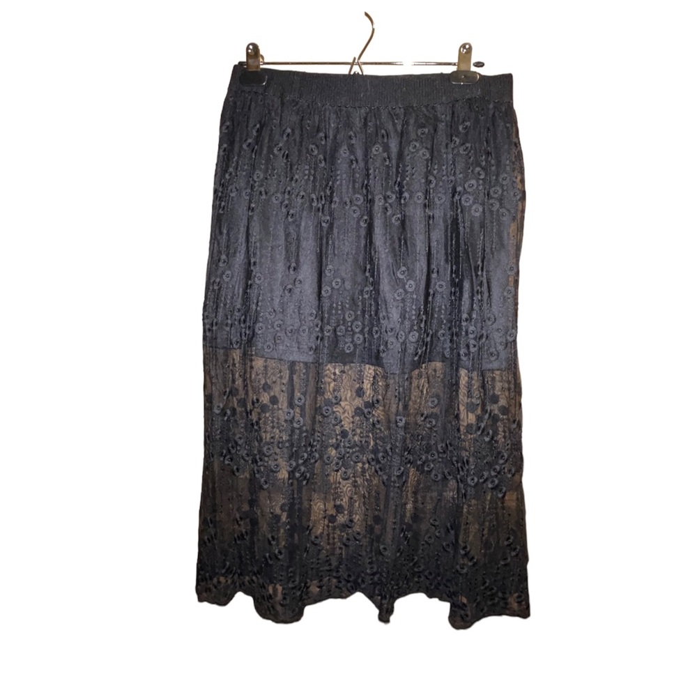 Black lace overlay midi Skirt in black size Large